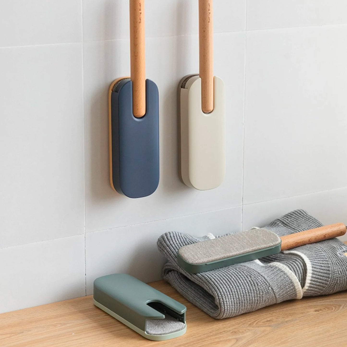 Dusting Brush