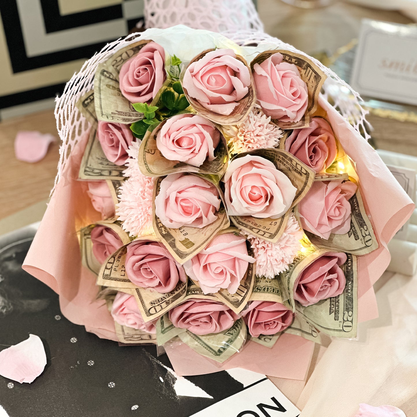 Money 17-Flowers Bouquet